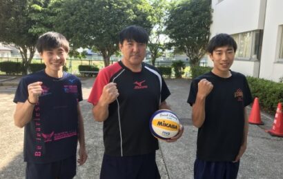 (左から小池、大塚監督、大久保)  この3人で国体に出場予定です。